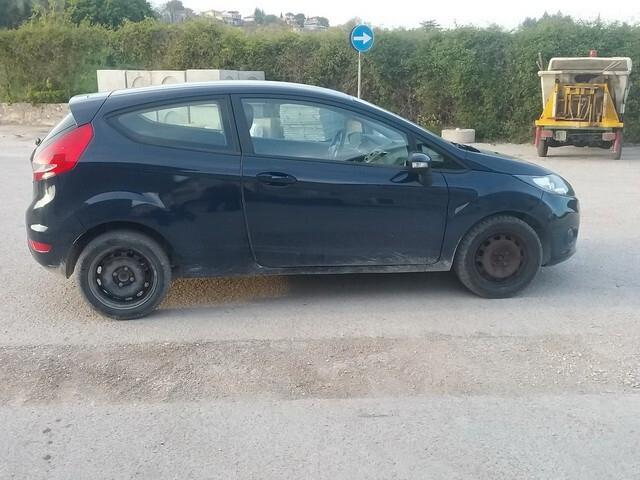 Ford Fiesta 1.4 3 porte Bz.- GPL