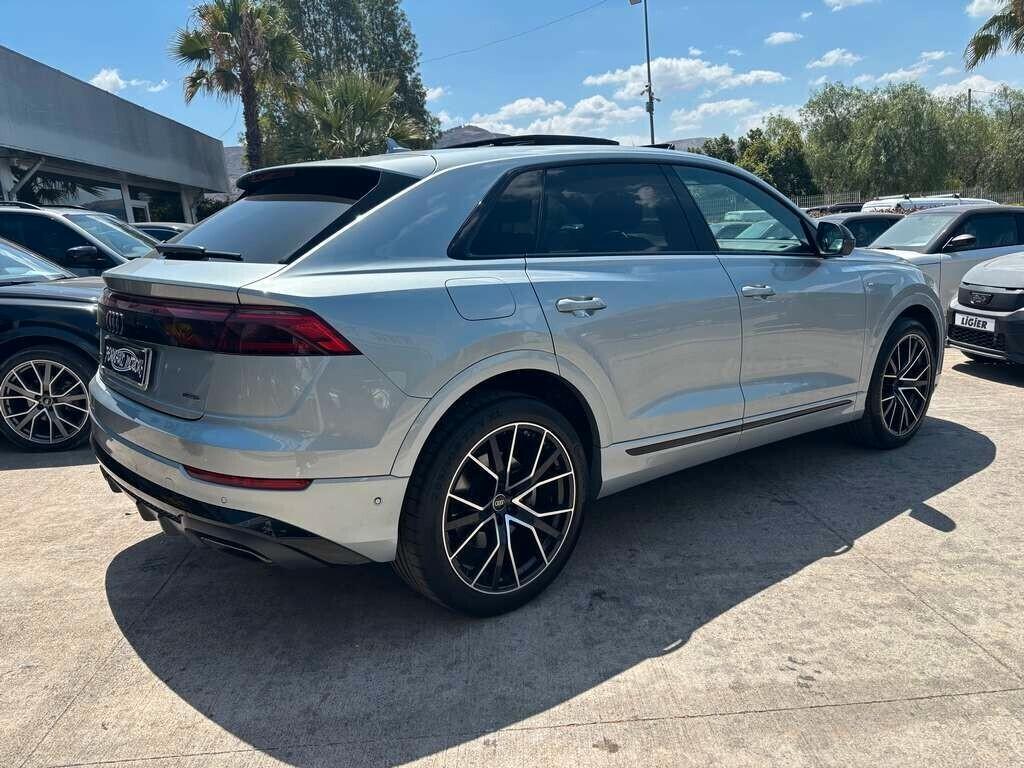 Audi Q8 SUV TDI quattro 210 kW tiptronic S line edition IVA ESPOSTA Tua a solo 769 Euro al mese
