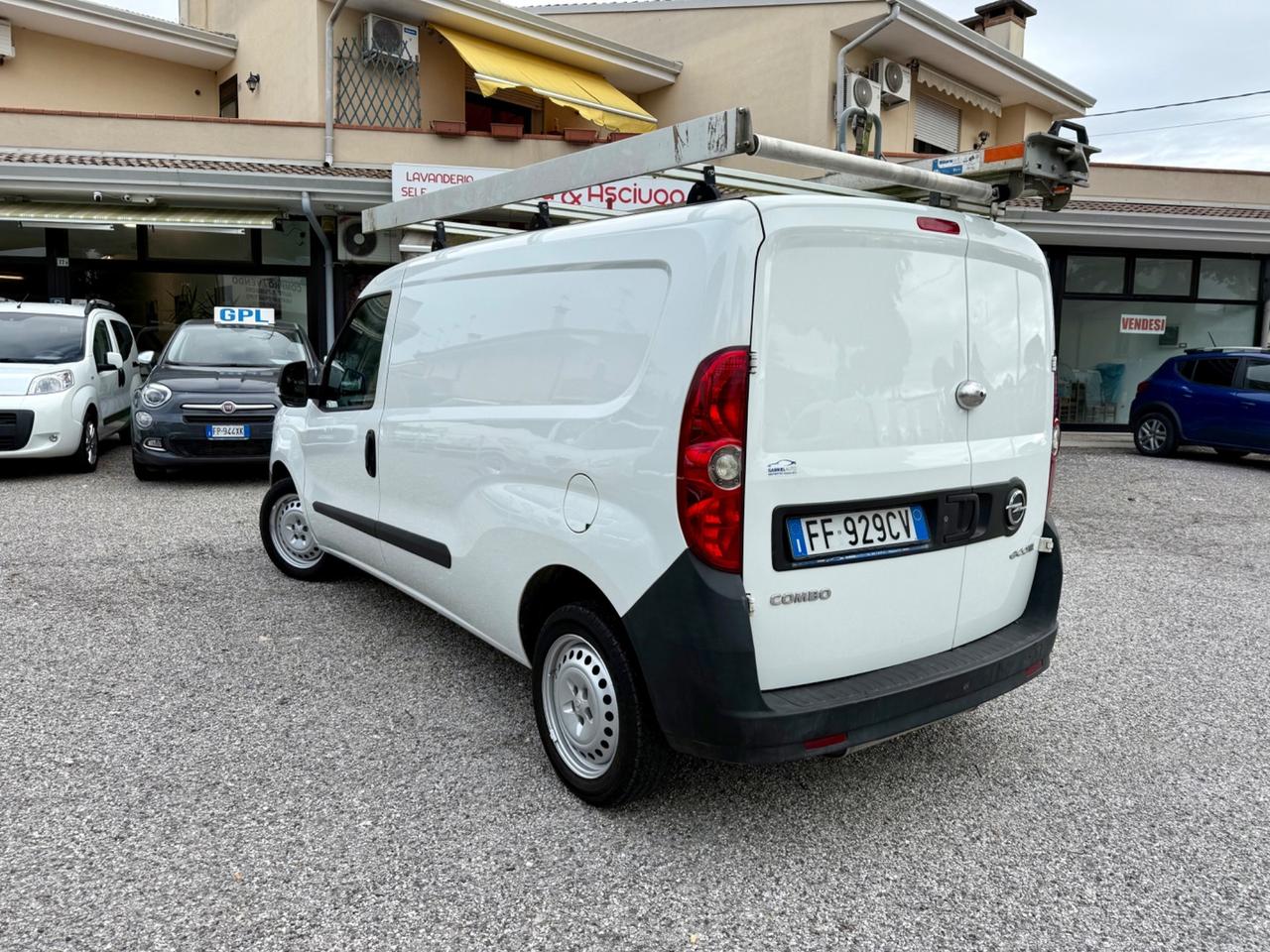 Opel Combo 1.4 Turbo EcoM Van Ok NEOPATENTATI