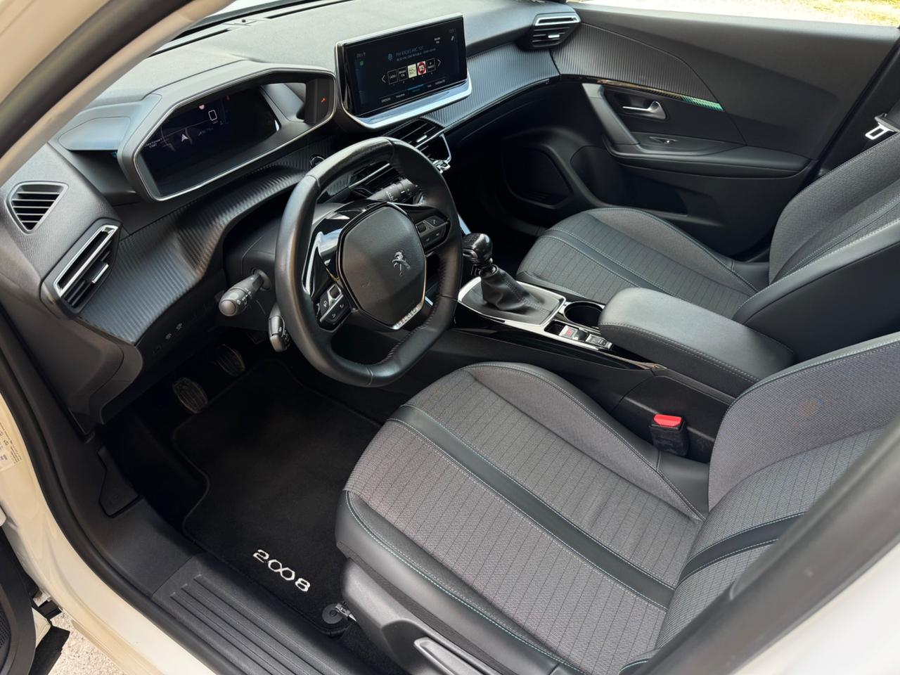 Peugeot 2008 BlueHDi 110 S&S Allure Pack