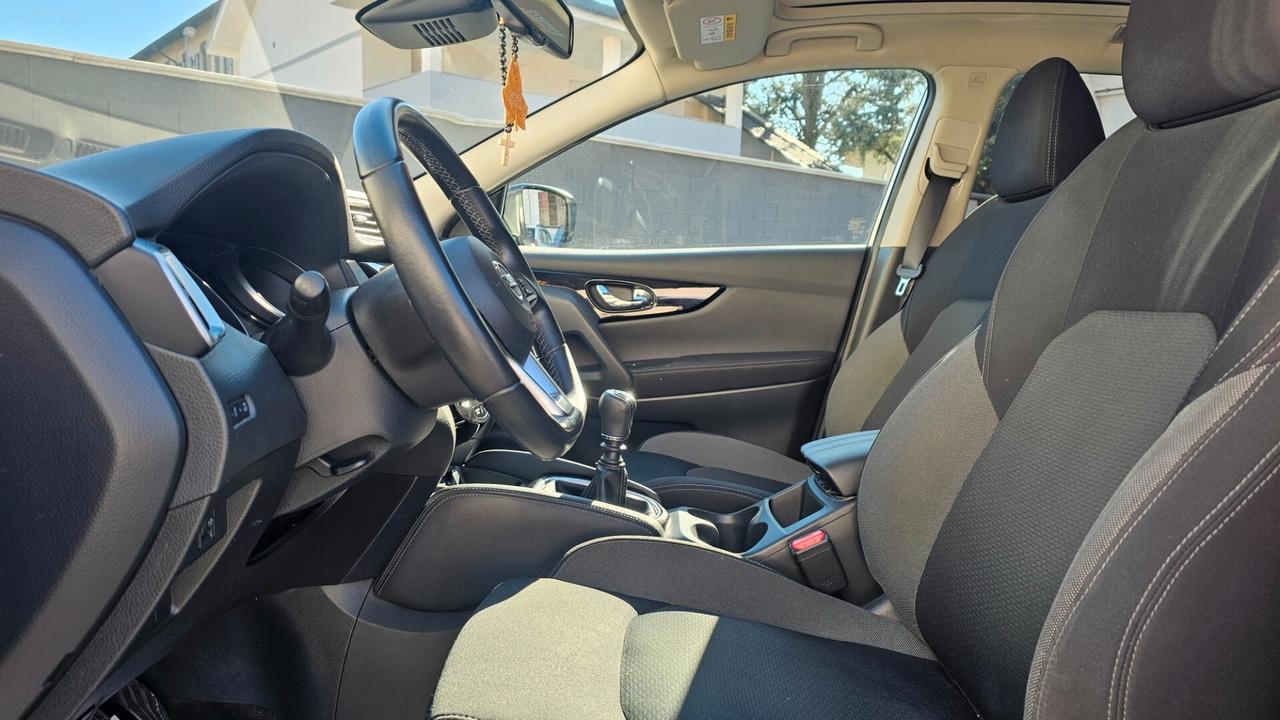 Nissan Qashqai 1.3 DIG-T 140 CV N-Connecta