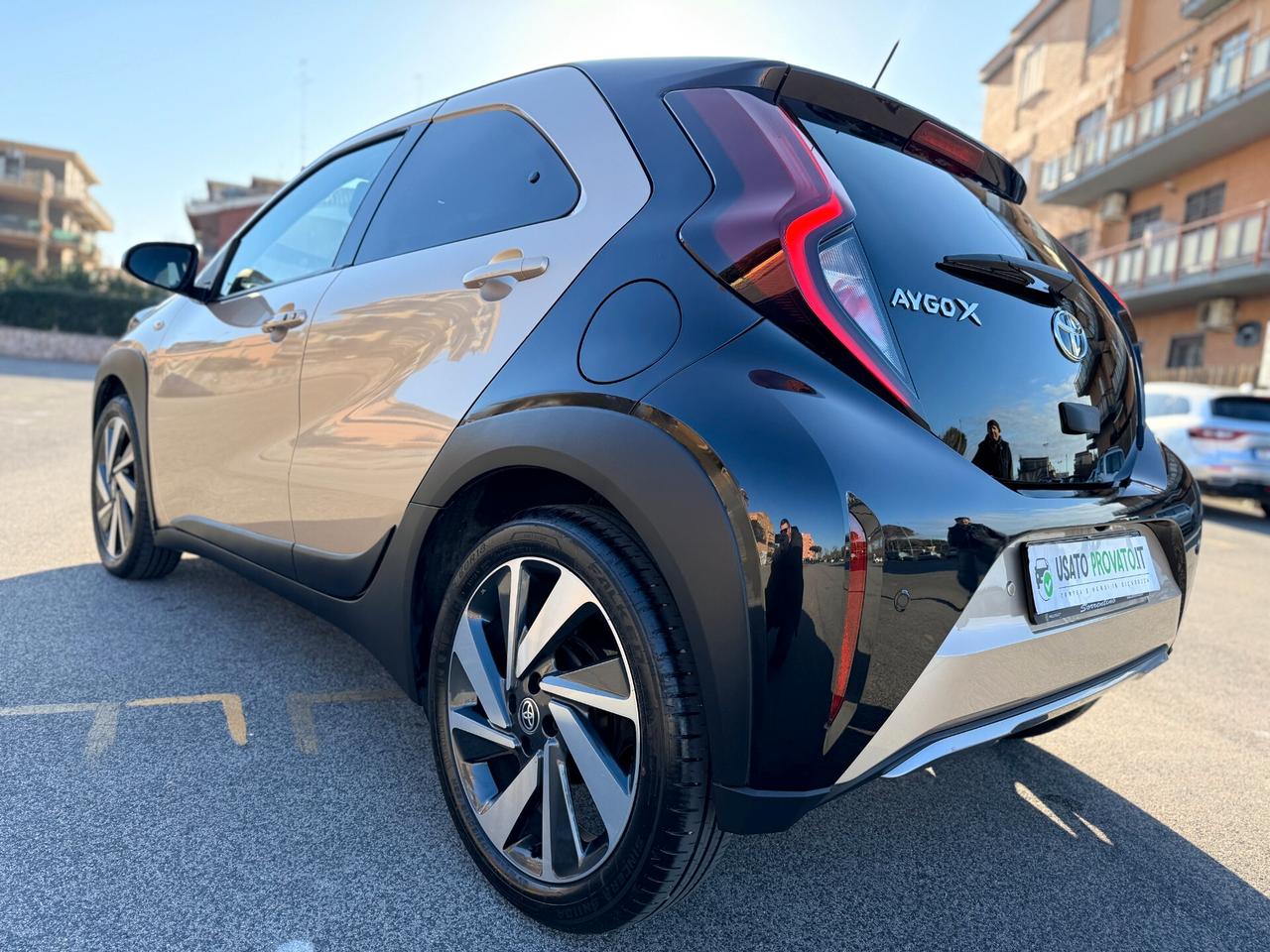 Toyota Aygo X 1.0 72cv Lounge AUTOMATICA