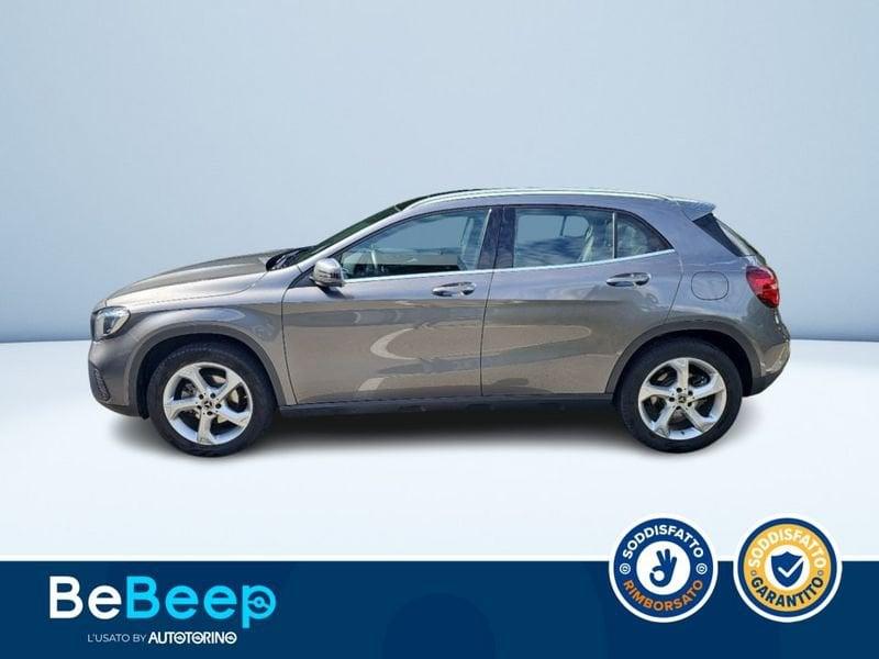 Mercedes-Benz GLA 200 D SPORT 4MATIC AUTO