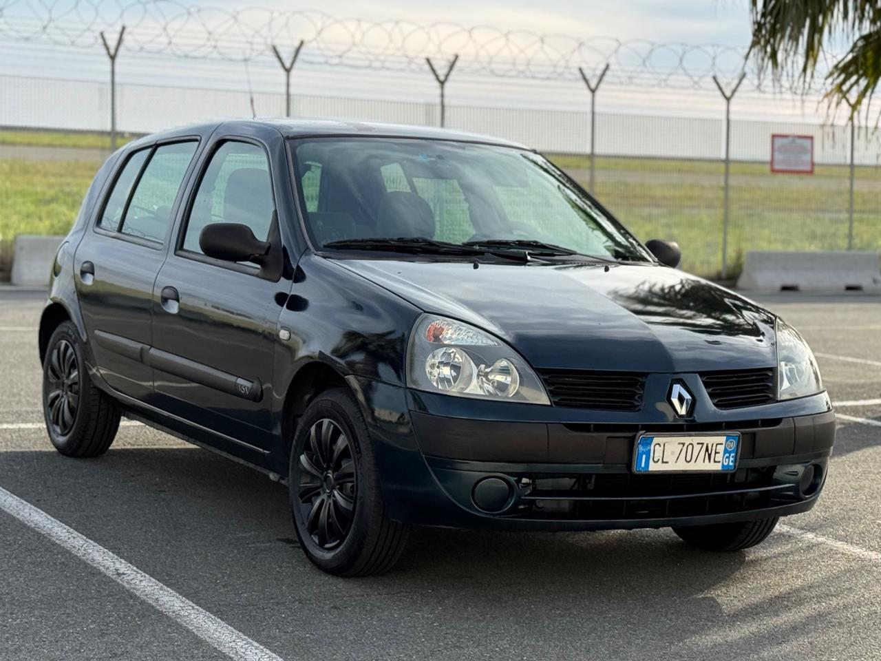 RENAULT CLIO 1.2 BENZINA 5.P SOLI 96.000 KM GARANZIA 12 MESI