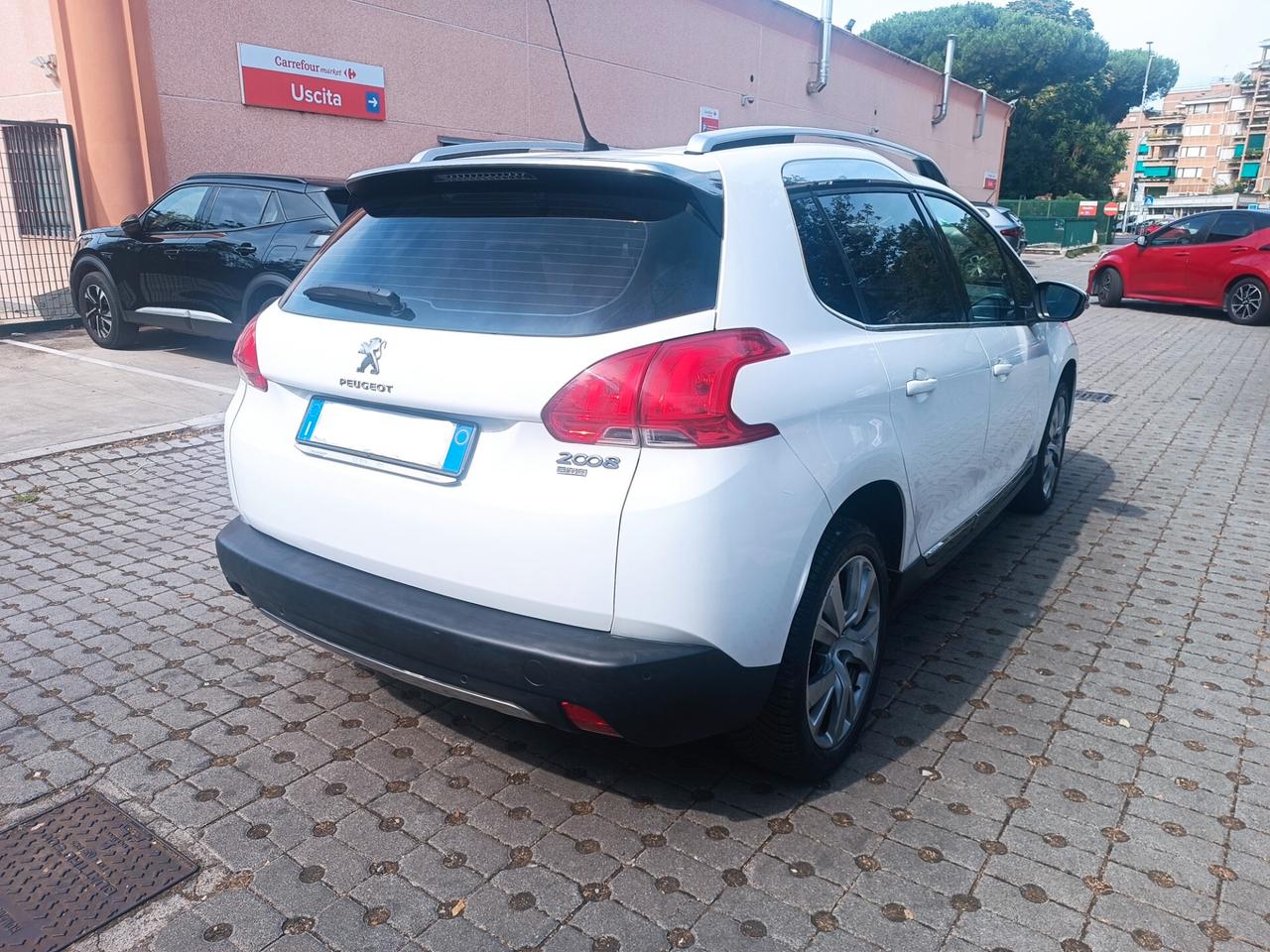 Peugeot 2008 PureTech Turbo 110 S&S Allure