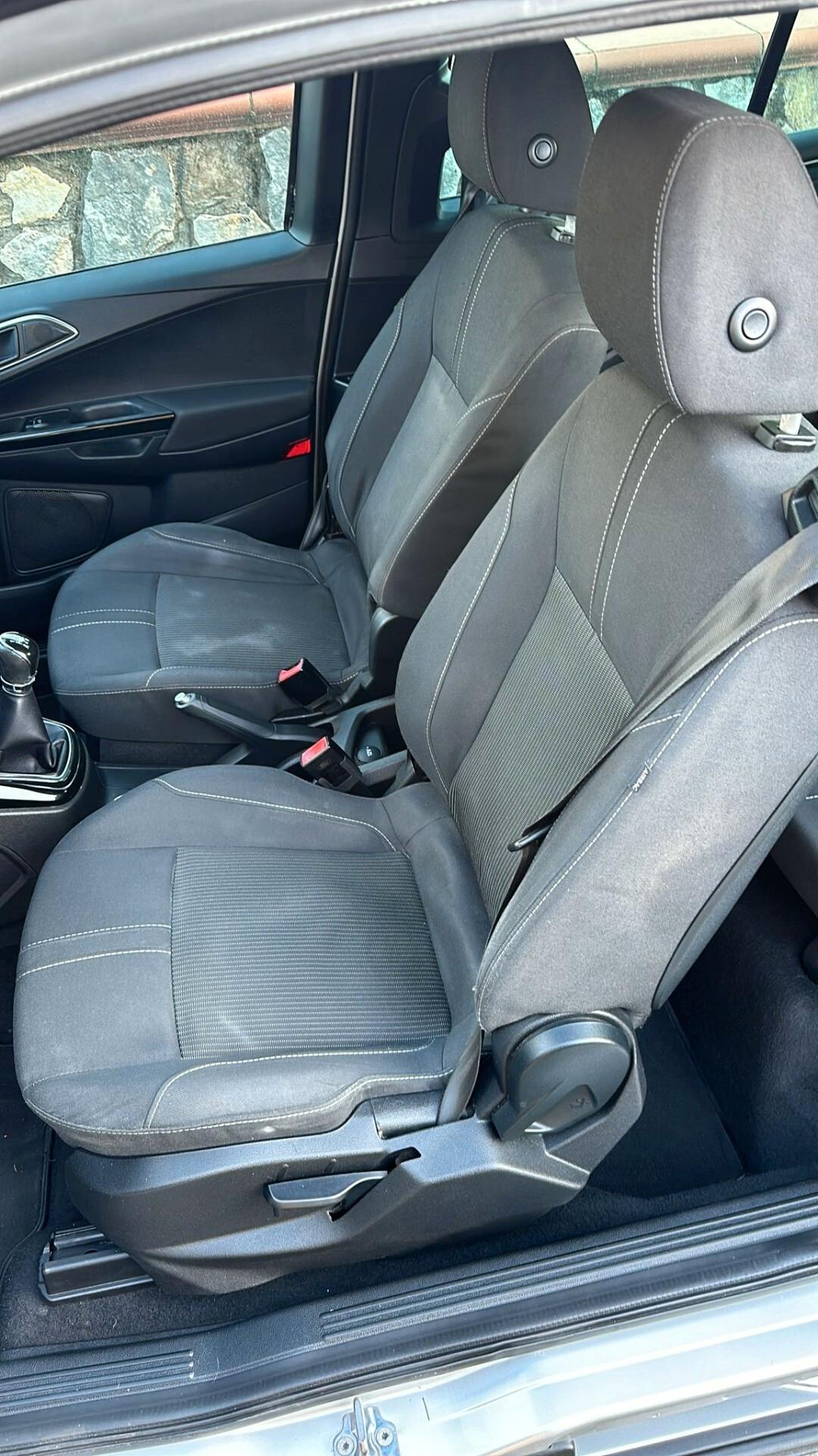 Ford B-Max 1.4 90 CV GPL Titanium
