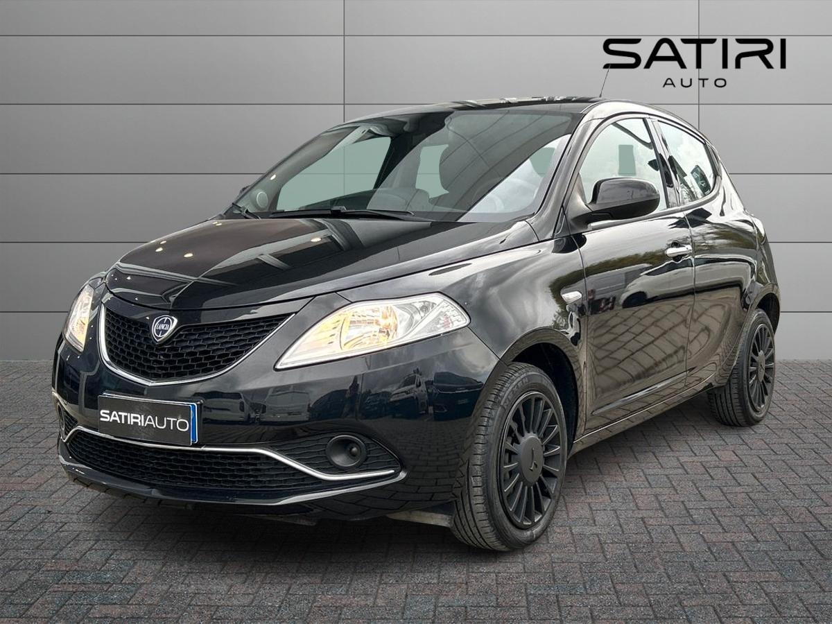 LANCIA Ypsilon III 2015 - ypsilon 1.2 Gold 69cv my16