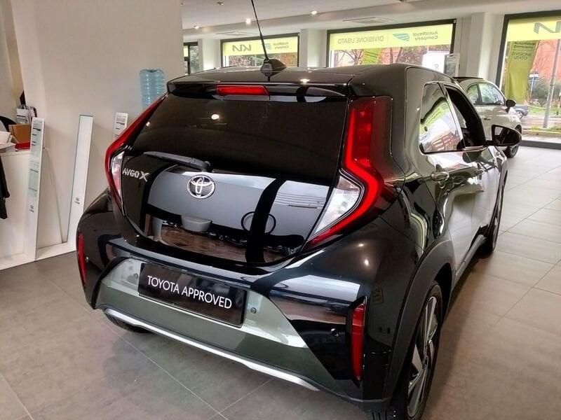 Toyota Aygo X 1.0B (72 CV) Lounge S-CVT VENDUTA