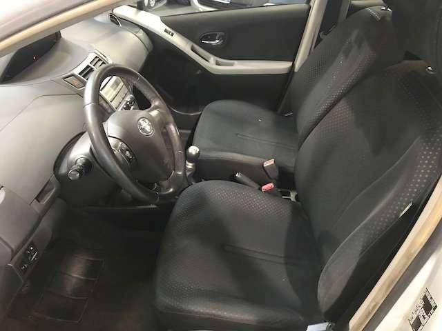 Toyota Yaris Yaris 5p 1.0 Sol / POCHI KM / BEN TENUTA