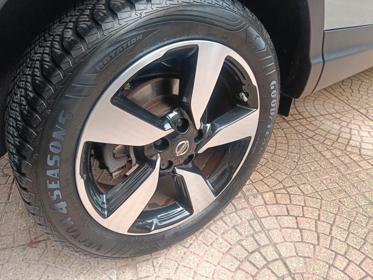 NISSAN QASHQAI 1.5 Dci-UNIPRO-TETTO&NAVY-Euro10490