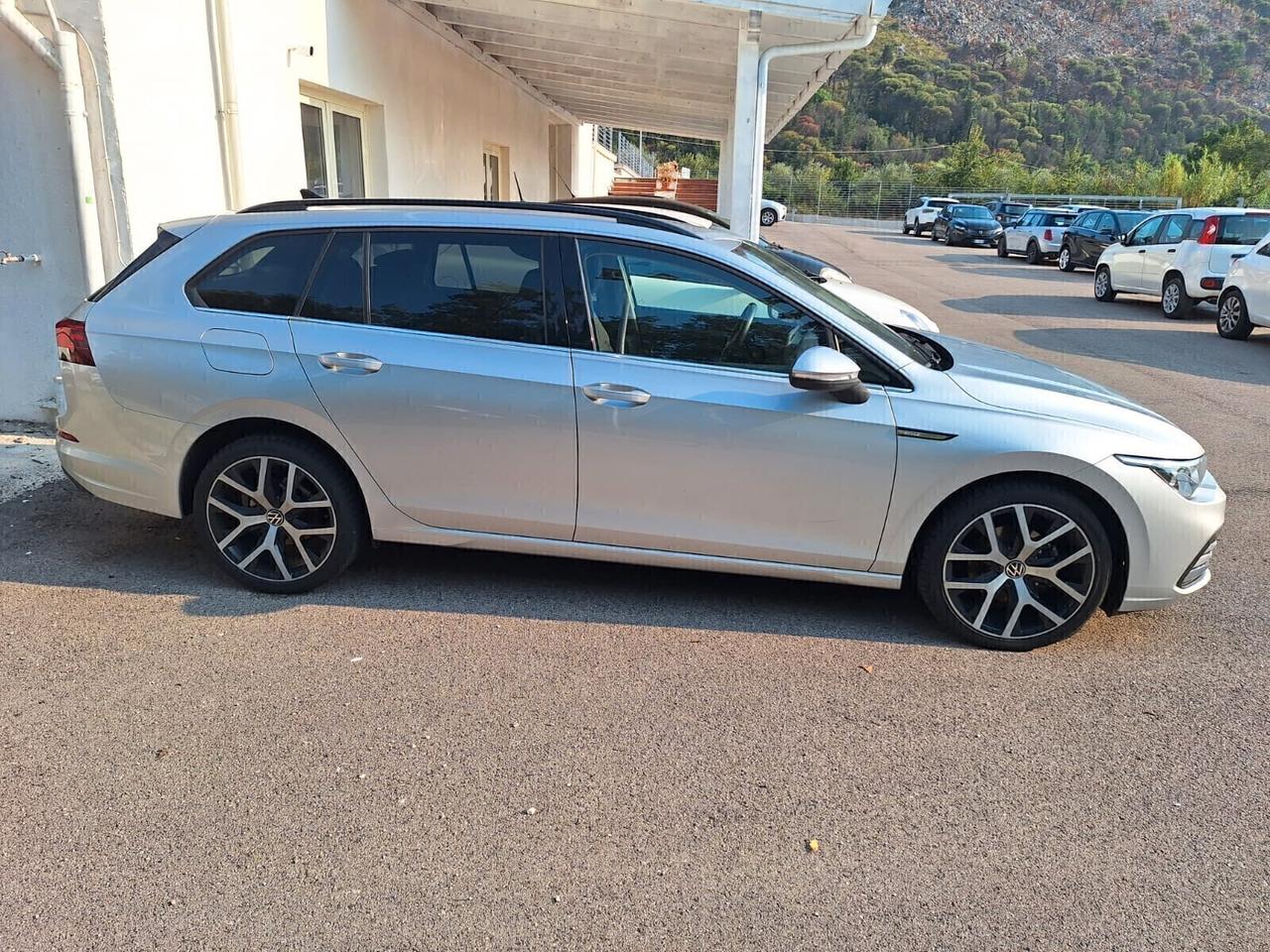 Volkswagen Golf Variant 1.5 TGI DSG Life