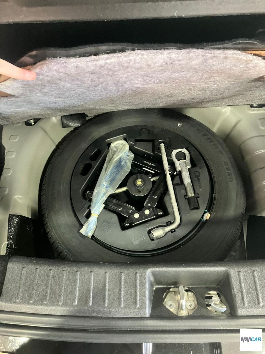 MAHINDRA - KUV100 - 1.2 VVT K6+