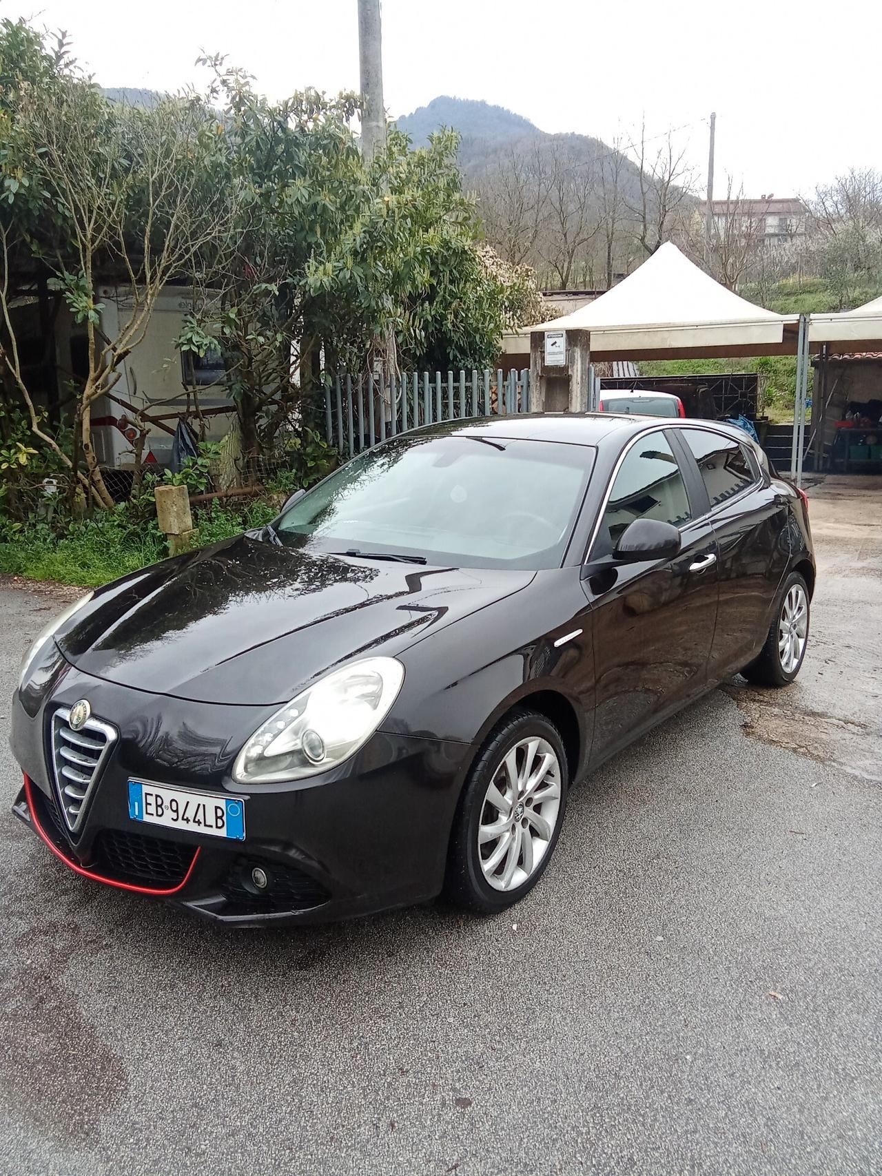 Alfa Romeo Giulietta 2.0 JTDm-2 140 CV 012