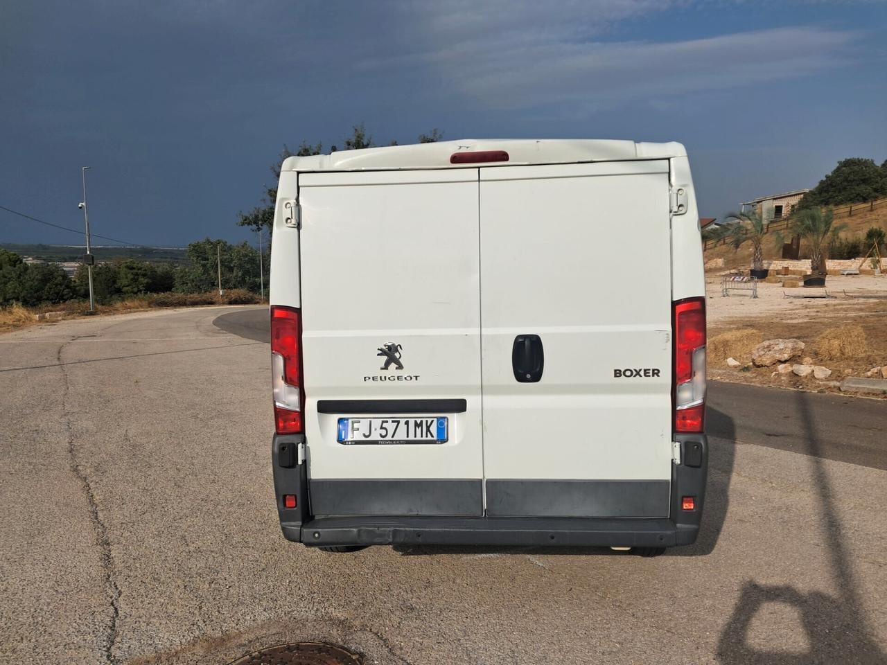 Peugeot Boxer (doppia porta laterale)