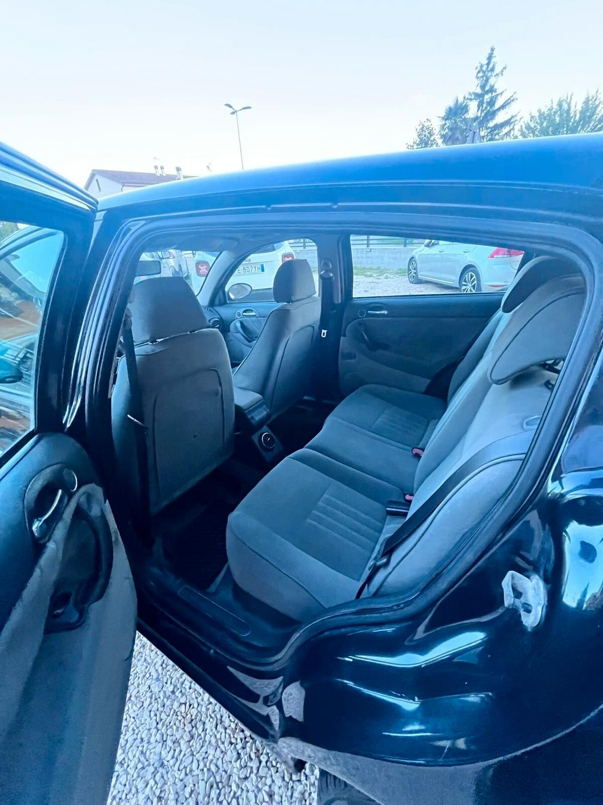 Alfa Romeo 147 1.9 JTD (120) 5 PORTE