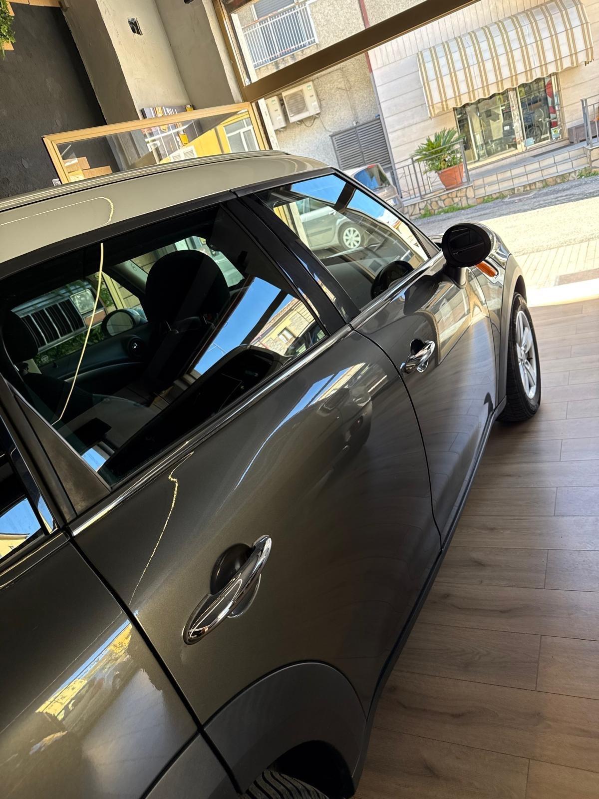 Mini Cooper Countryman 1.6