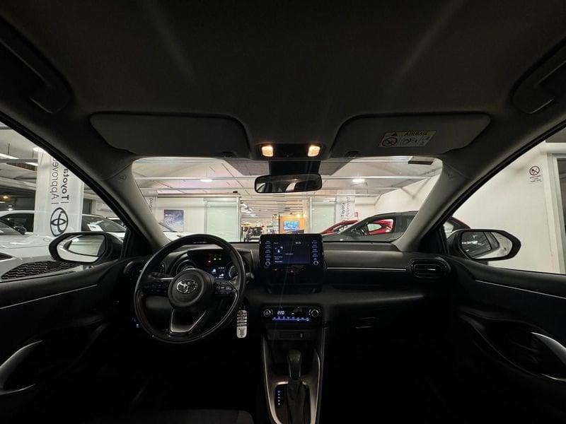Toyota Yaris Hybrid Trend MY22