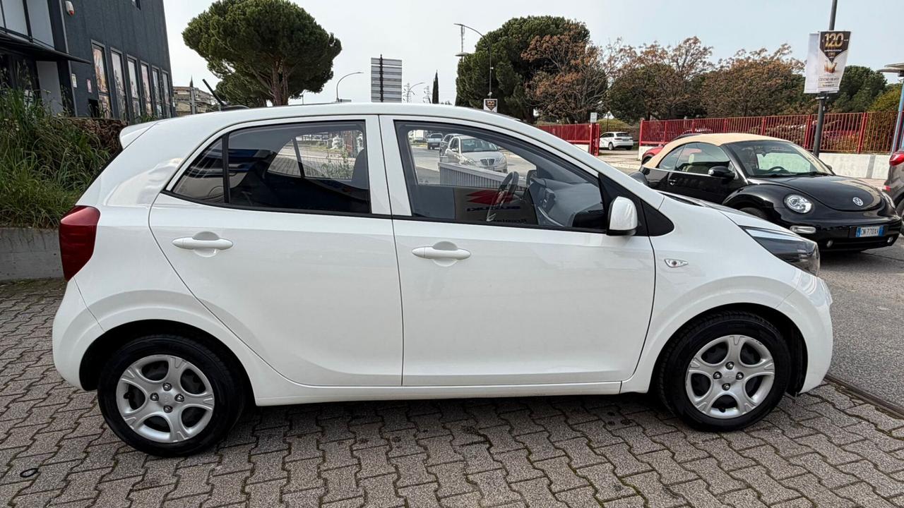 Kia Picanto 1.0 12V 5 porte AMT Urban