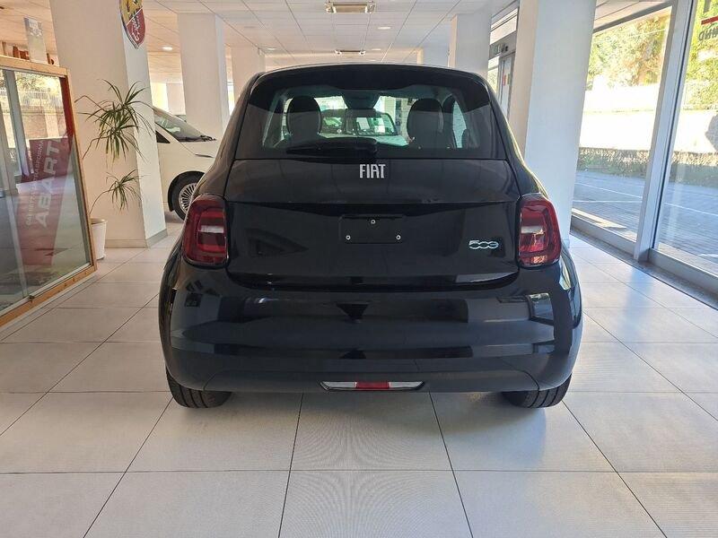 FIAT 500 Berlina 23,65 kW PRONTA CONSEGNA !!