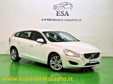 VOLVO V60 D3 Geartronic Momentum