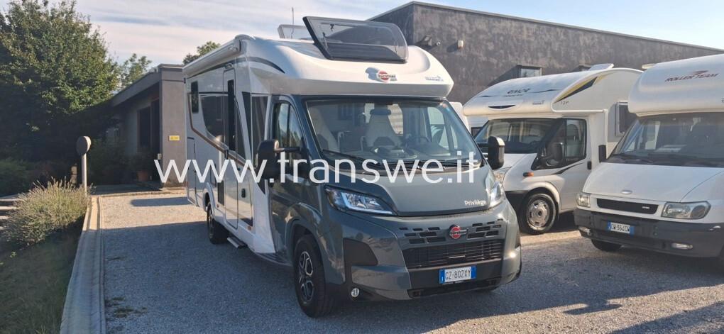 Bürstner Burstner Lyseo Privilege 732TD Letto nautico posteriore