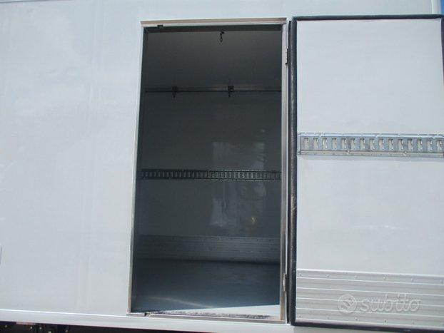 Iveco Daily 35C15 3000 150CVE6 GANCIERE CARNE APPE