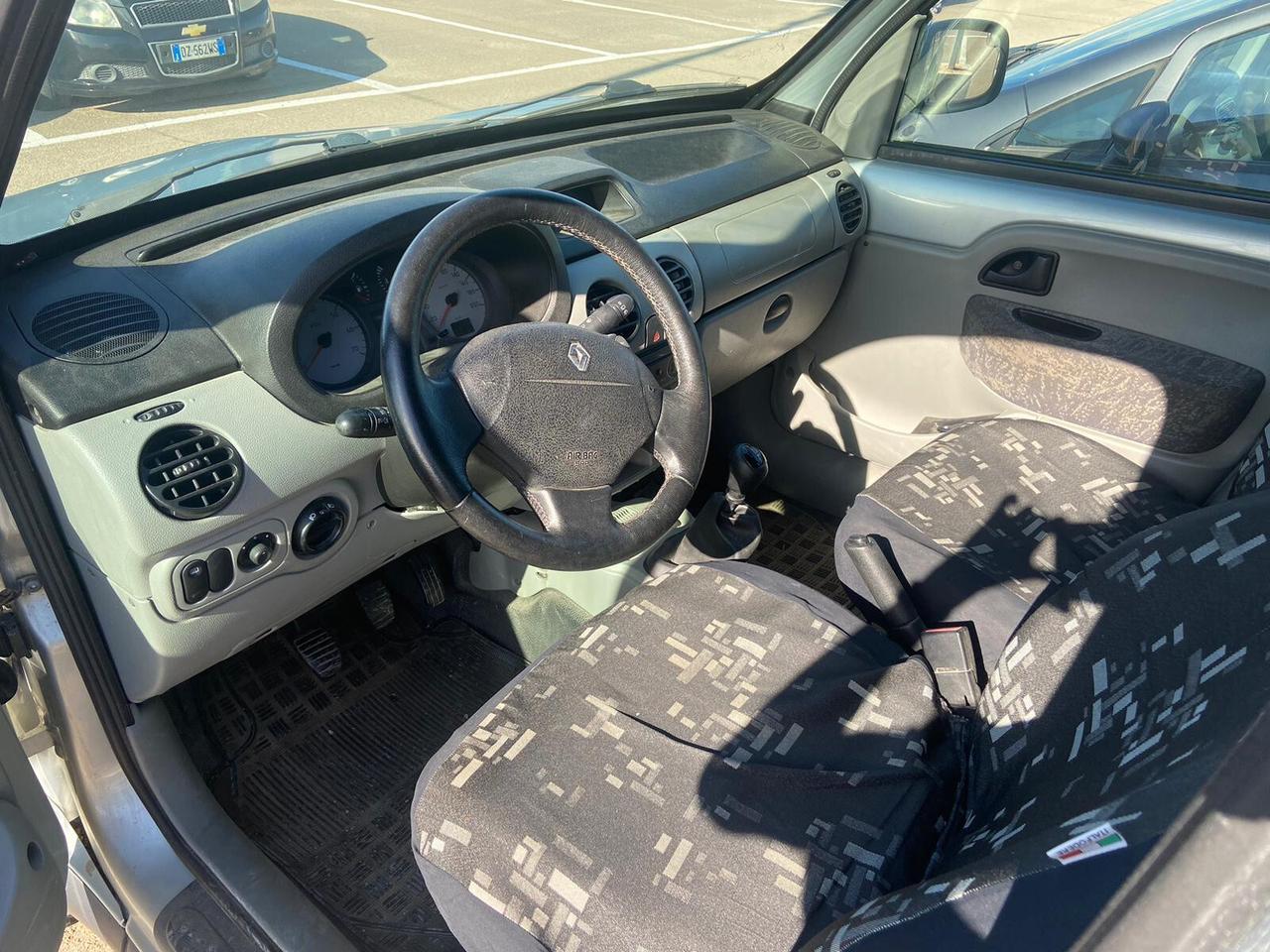 Renault Kangoo 1.9 dCi 4x4 5p. Privilège