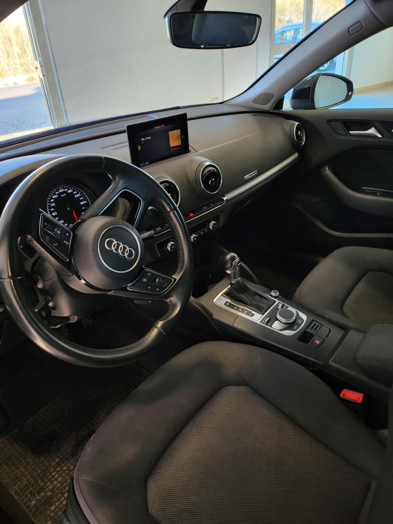 Audi A3 SPB 30 TDI S tronic Business