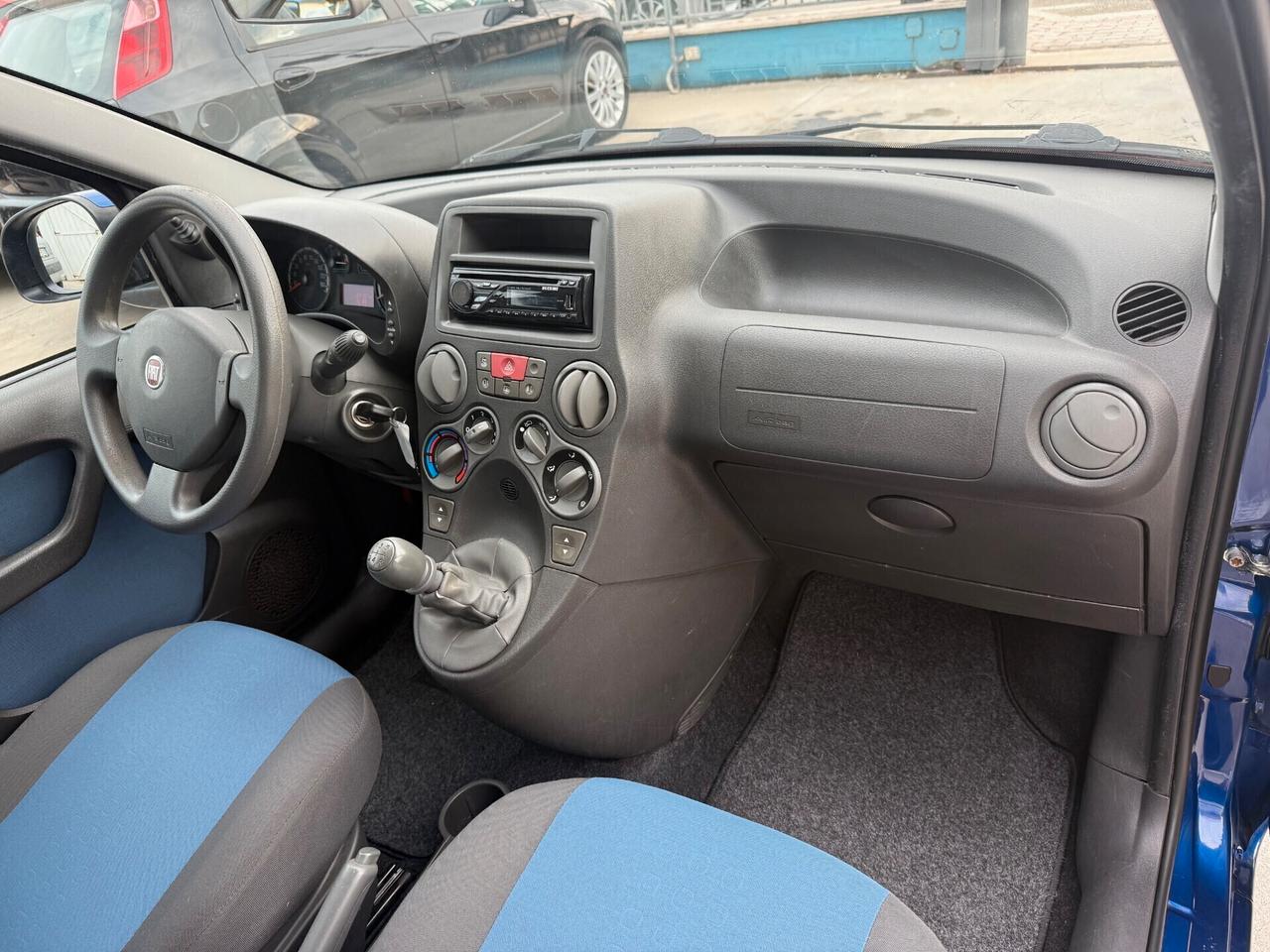 PANDA 02.2010 1.2 BENZINA 123.000KM-OTTIMI CONSUMI