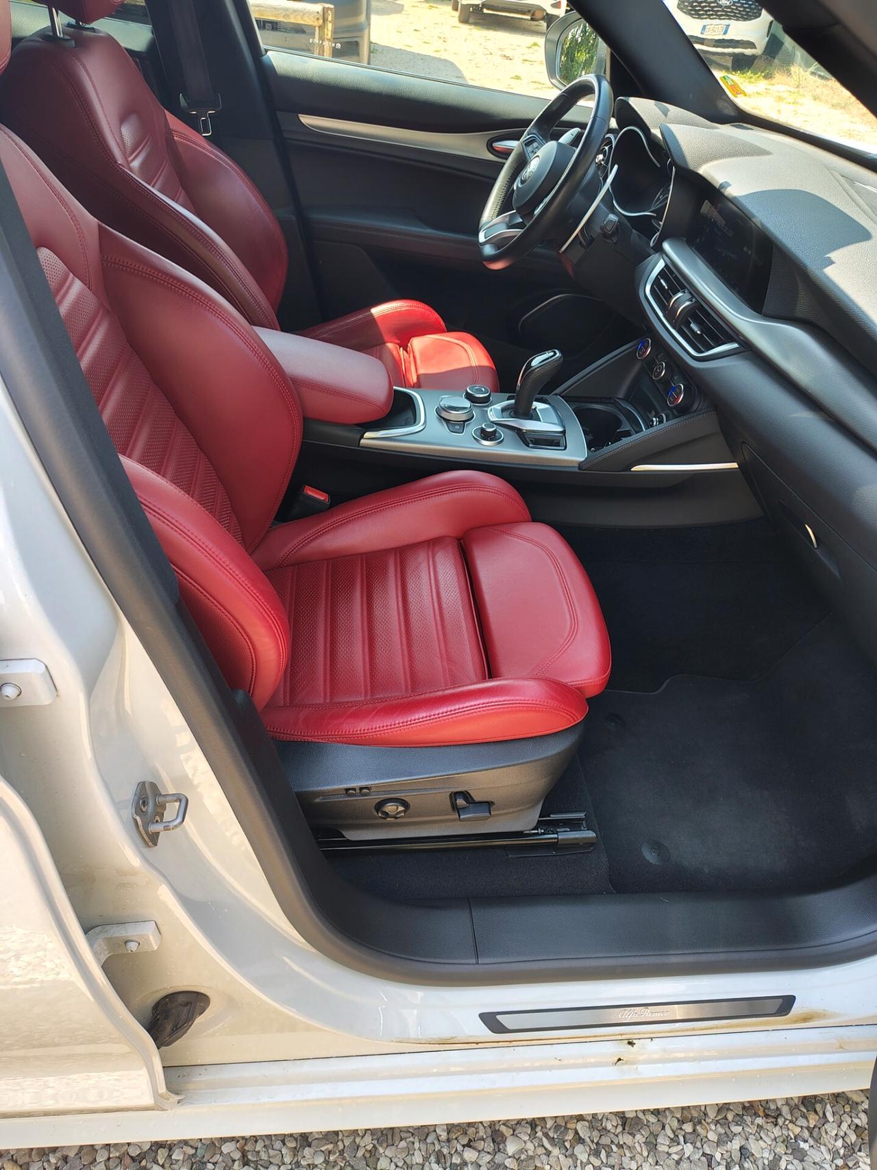 Alfa Romeo Stelvio 2.2 Turbodiesel 210 CV AT8 Q4 Veloce