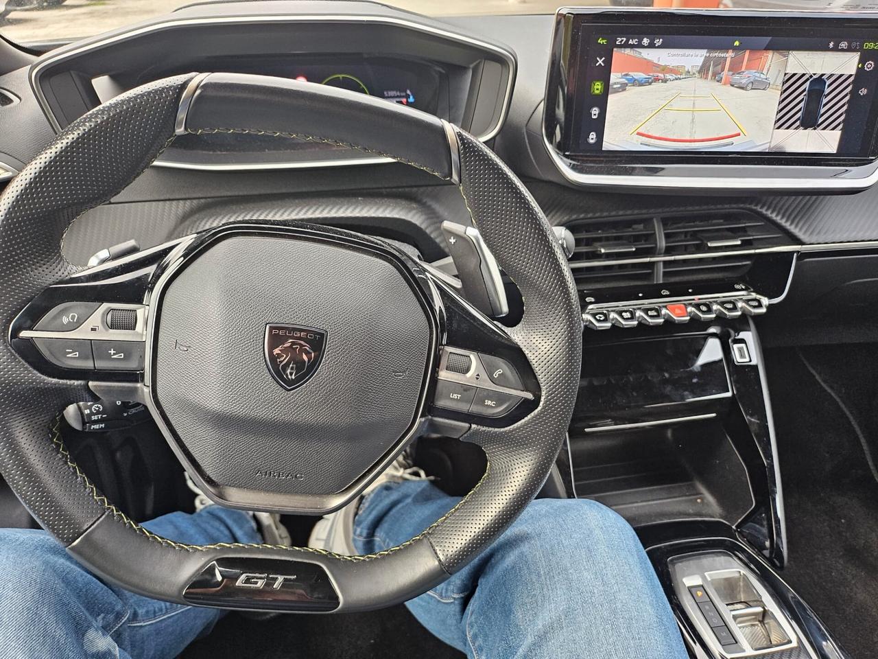 Peugeot 2008 BlueHDi 130 S&S EAT8 GT