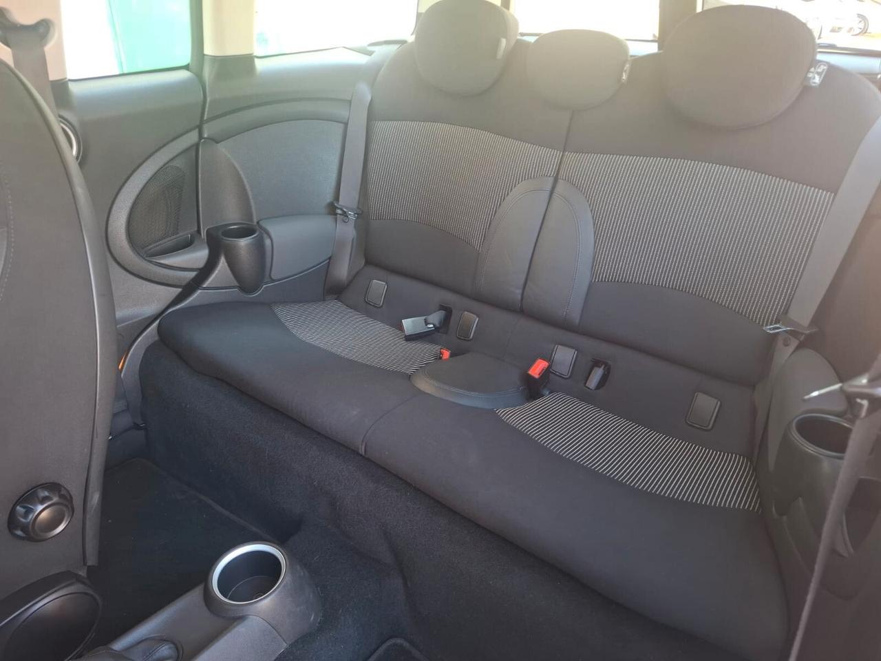 Mini Cooper D Clubman 1.6 16V Chili