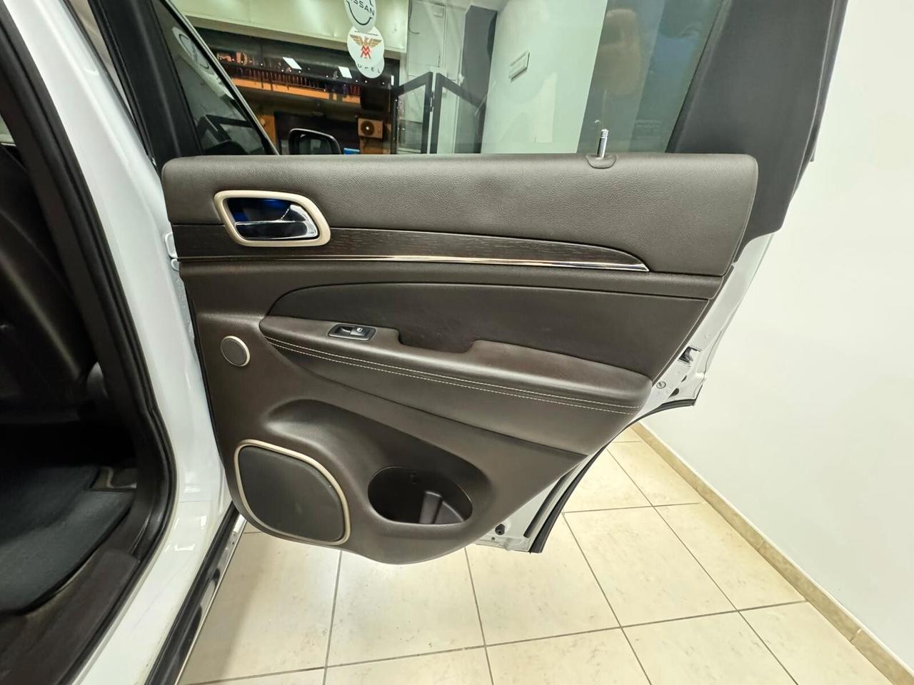 Jeep Grand Cherokee 3.0 V6 CRD 250 CV Multijet II Summit