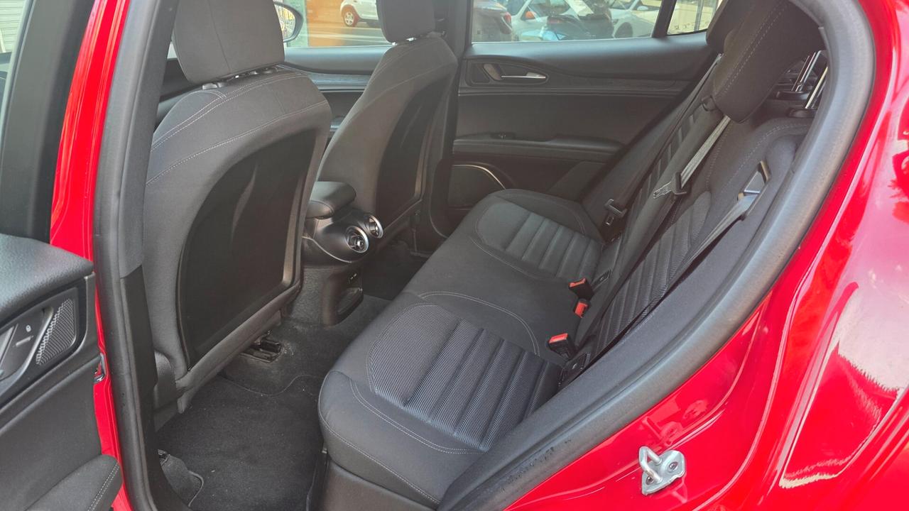 Alfa Romeo Stelvio 2.2 Turbodiesel 160 CV AT8 RWD Sprint