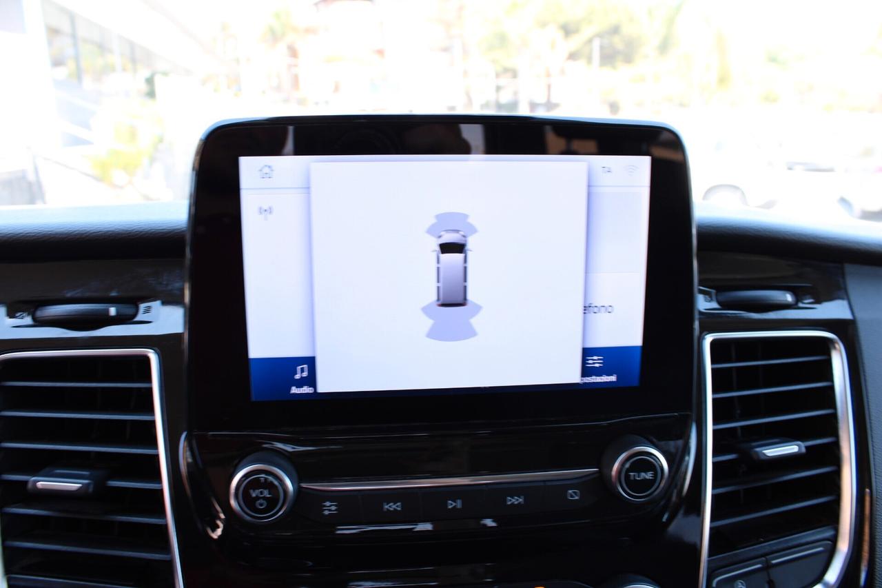 FORD TOURNEO CUSTOM 320 2.0 TDCI 8 POSTI