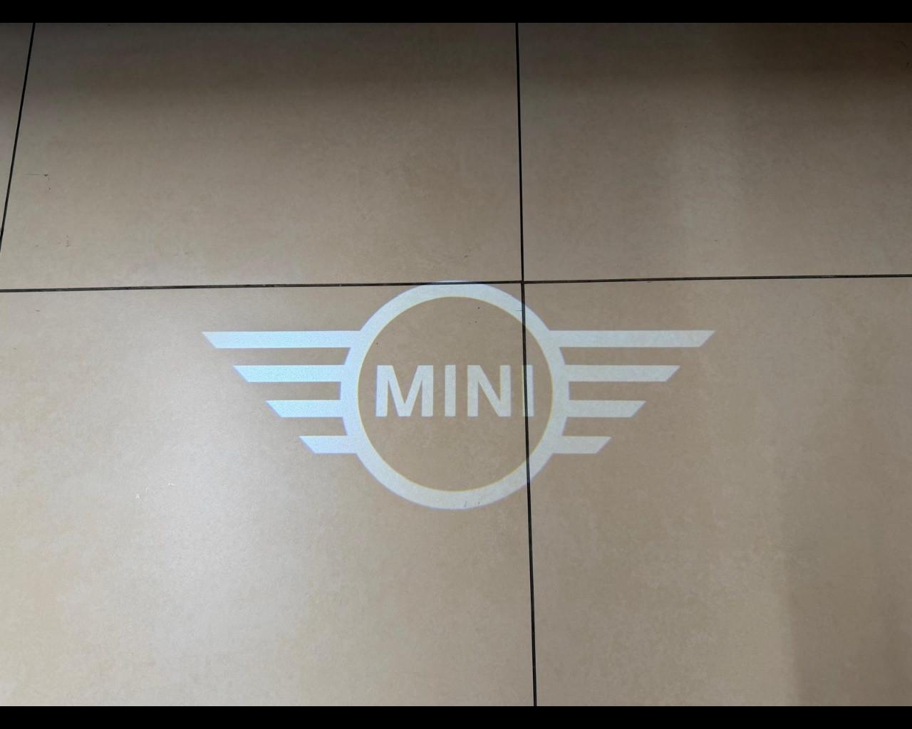 MINI Mini Countrym.(U25) - Mini Countryman S ALL4 JCW