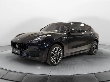 Maserati Grecale mhev Modena 330cv