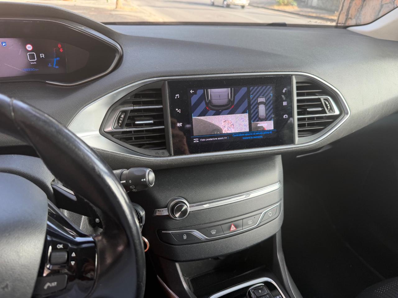 Peugeot 308 BlueHDi 130 S&S SW Allure