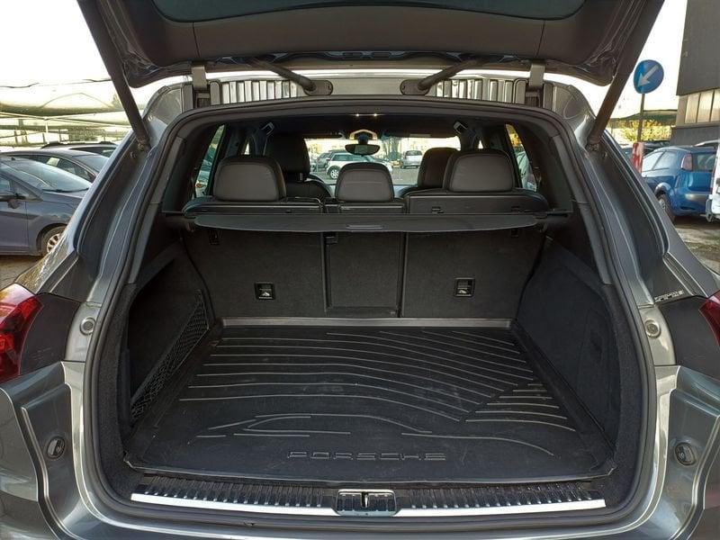 Porsche Cayenne 3.0 V6 Tiptronic 1°PROP-GARANZIA