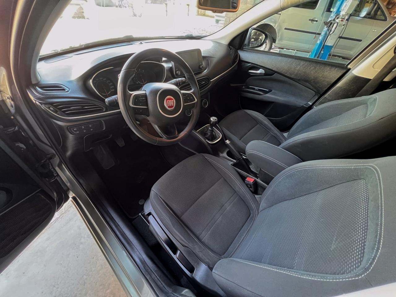 Fiat Tipo Lounge 1.4 95cv