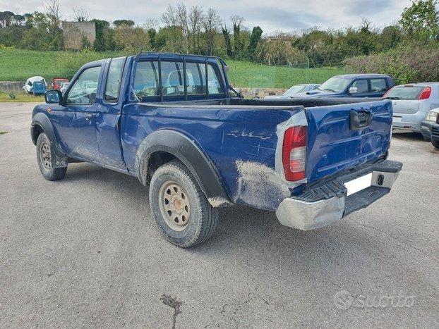 Nissan Navara (D22) 2.5 TD 130CV 4WD Cabina Singola