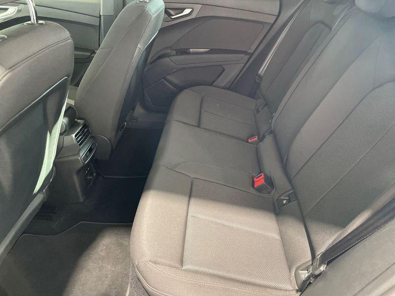 Audi Q4 e-tron Q4 Business Advanced 40 e-tron 150,00 kW