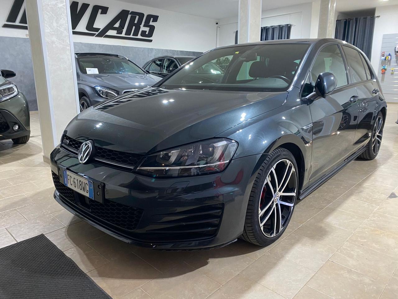 Volkswagen Golf GTD 2.0 TDI DSG 5p. BlueMotion Technology