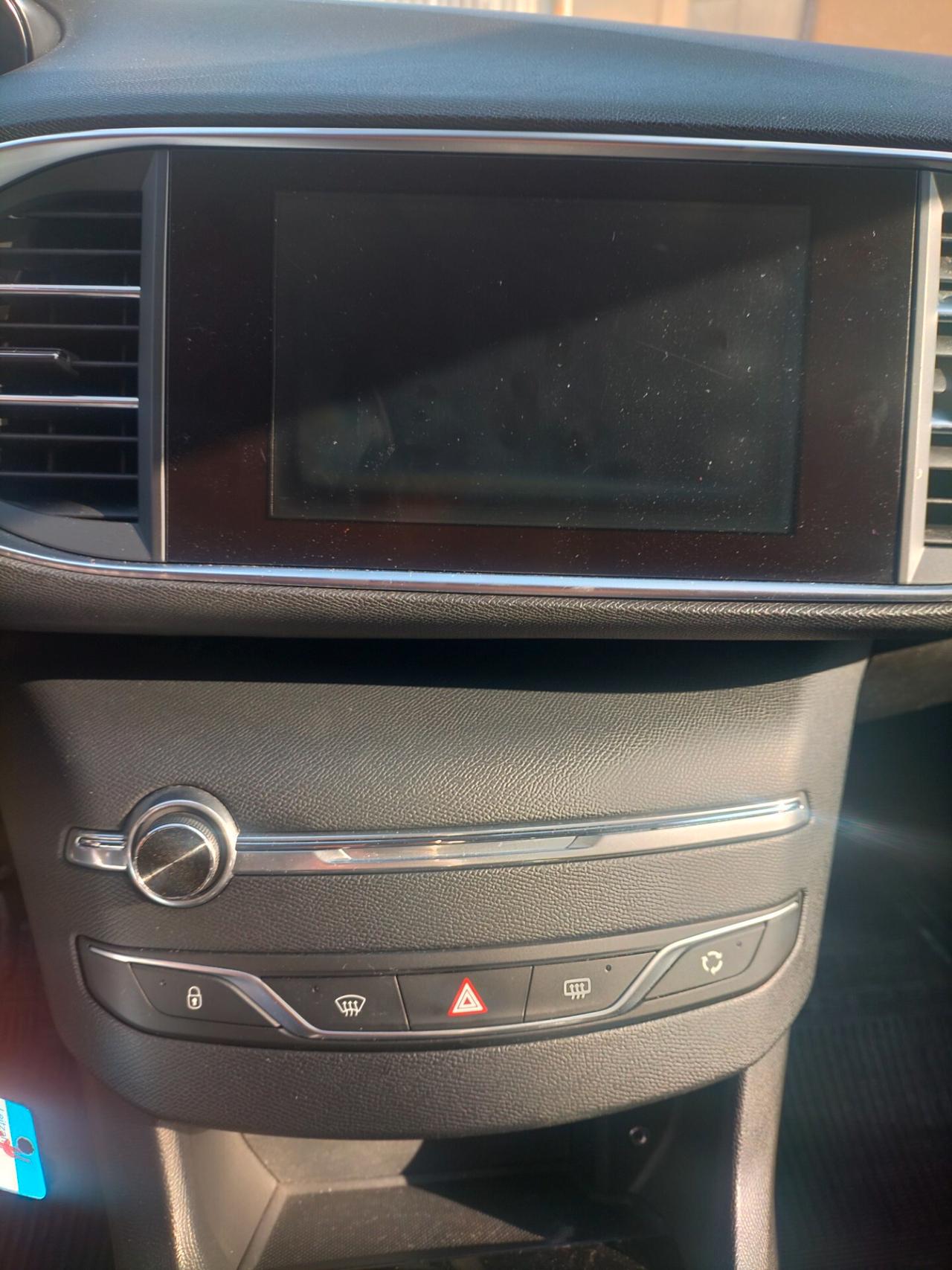 Peugeot 308 BlueHDi 120 S&S SW Business