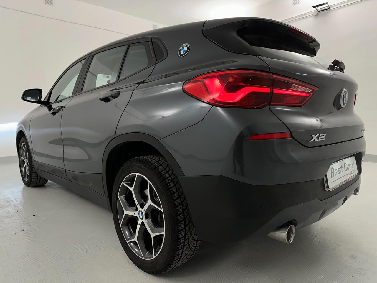Bmw X2 sDrive18d Business-X