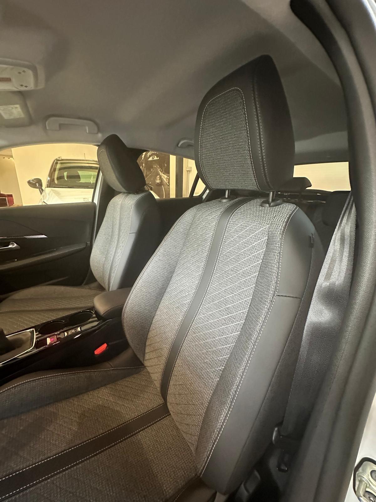 Peugeot 208 PureTech 100 Stop&Start 5 porte Allure "KM0"