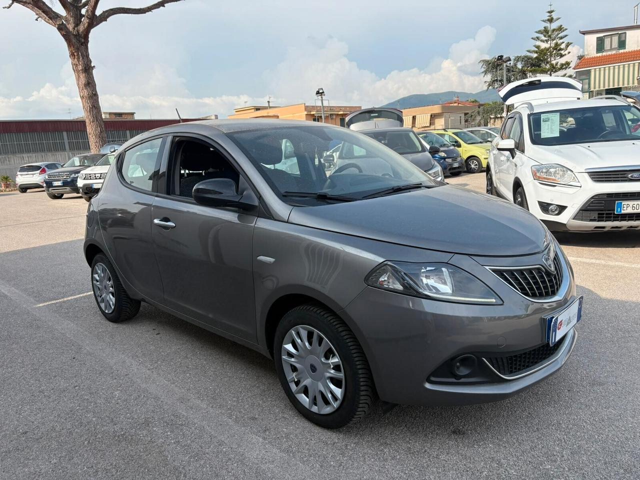 Lancia Ypsilon 1.2 69 CV 5 porte GPL