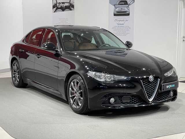 Alfa Romeo Giulia 2.0 Turbo 200 CV AT8 Super