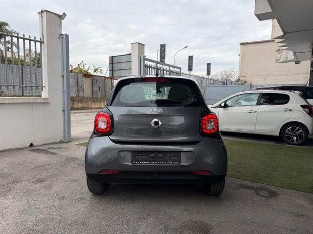 Smart ForFour