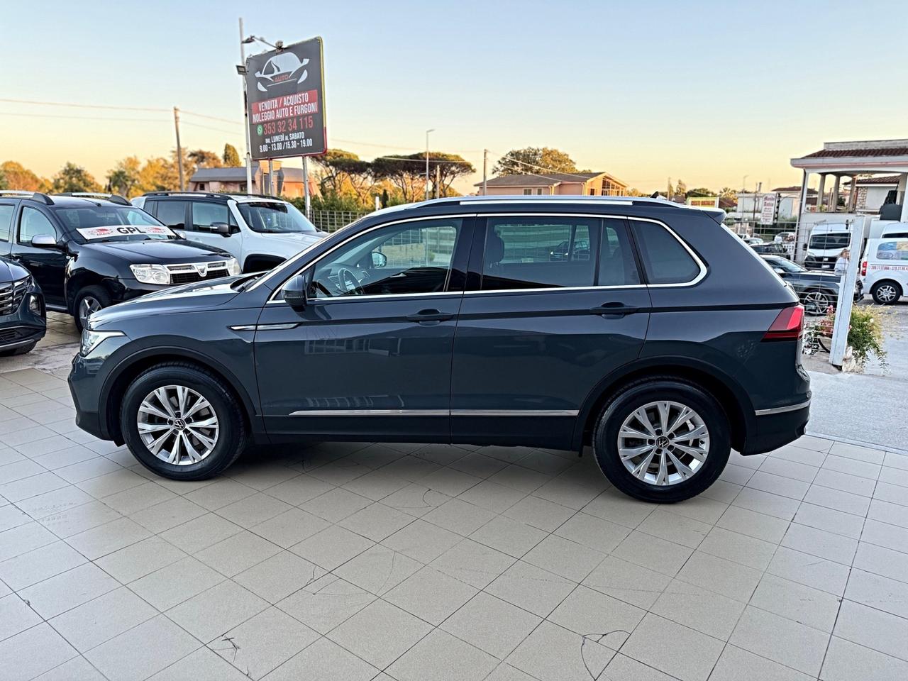 Volkswagen Tiguan 1.5 TSI 150 CV DSG ACT R-Line Garanzia 12 Mesi